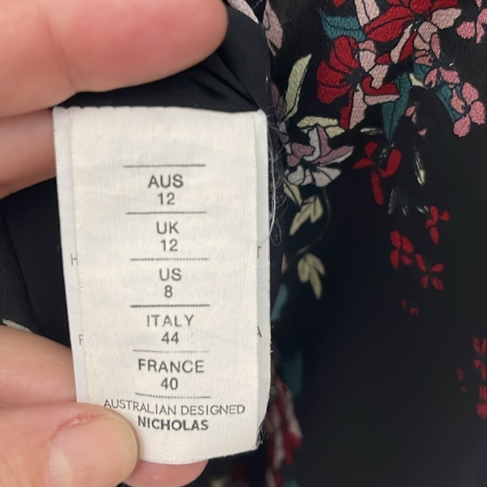 Nicholas Black Floral Print Silk Cold-Shoulder Bell Sleeve Midi Dress Size 8 - Picture 13 of 14